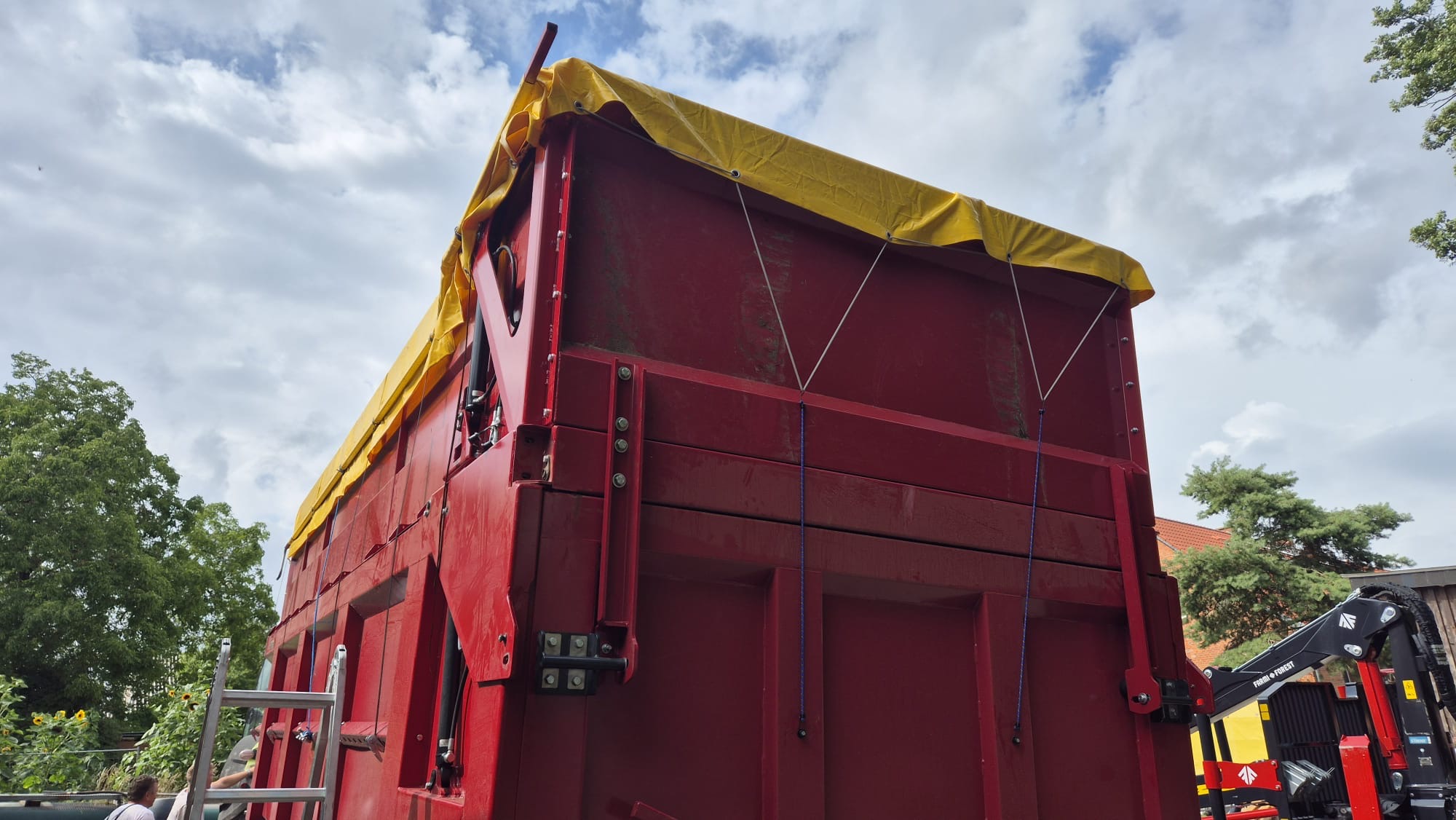 5515f47c-c6b6-4049-bcaf-d628e7970690